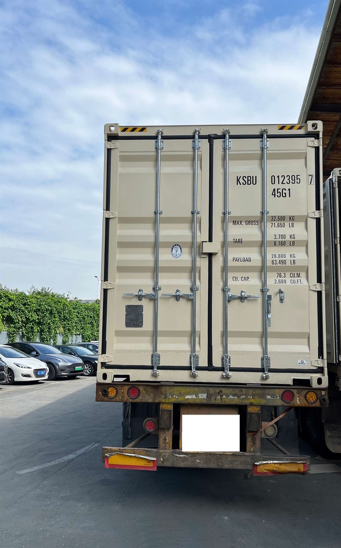 Brand new container Brand new container